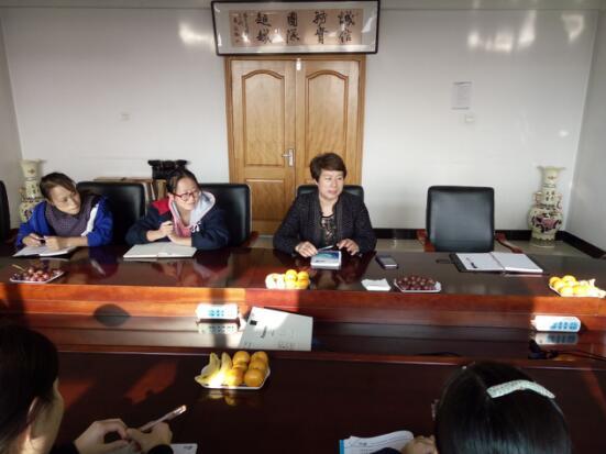 青岛威廉希尔williamhill举行育儿座谈会