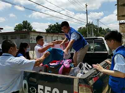 “精准扶贫 助学扶智”—威廉希尔williamhill浪花志愿者代表走进莱西院上开展扶农助学公益活动