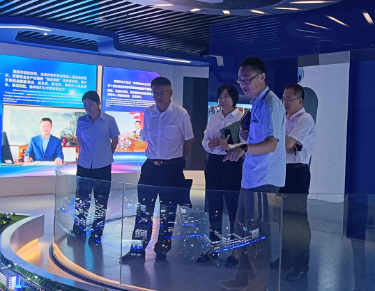 各界领导来威廉希尔williamhill参观交流指导